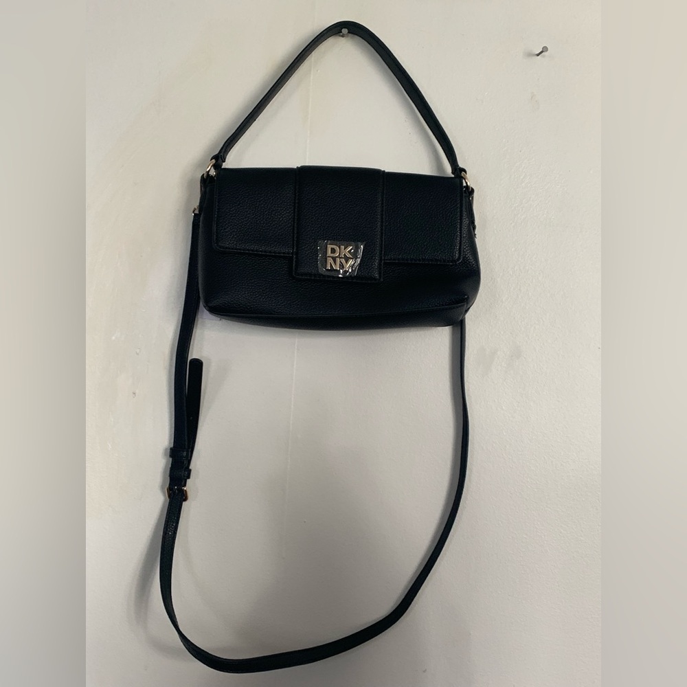 NWT DKNY Elegant Black Crossbody Bag